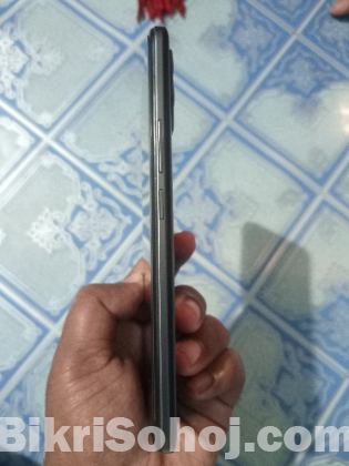 Realme 8